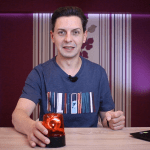 Top 5 cele mai BIZARE conspirații despre 5G, vaccinuri și Coronavirus