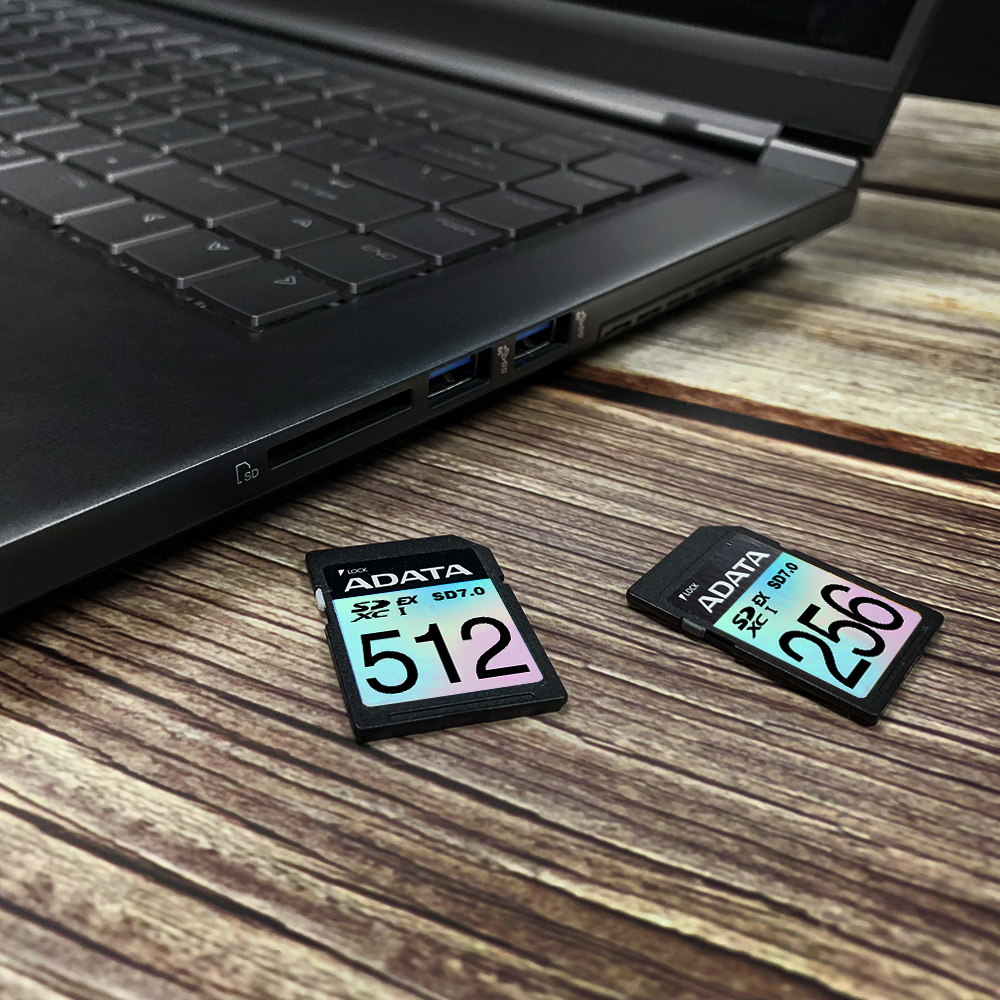 Premier Extreme SDXC SD7.0 Express Card 1