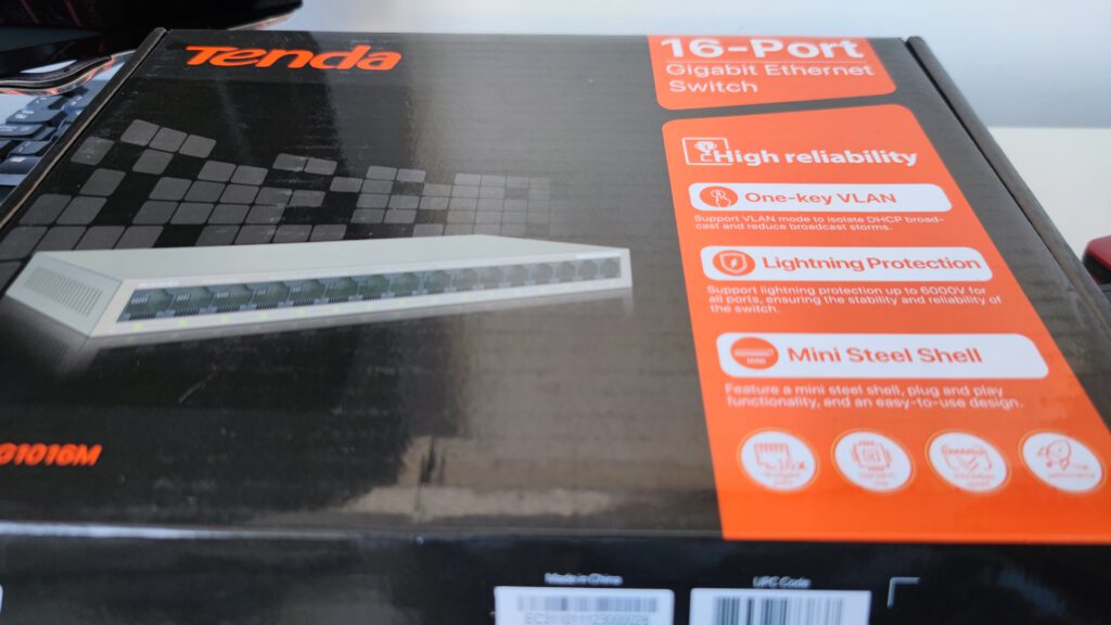 Switch-ul Tenda TEG1016M pentru rețeaua de acasă