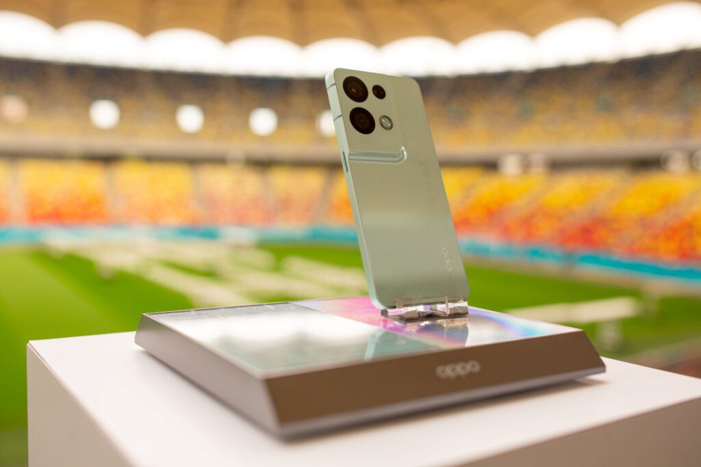 OPPO Reno8 Pro 5G este disponibil de azi în România