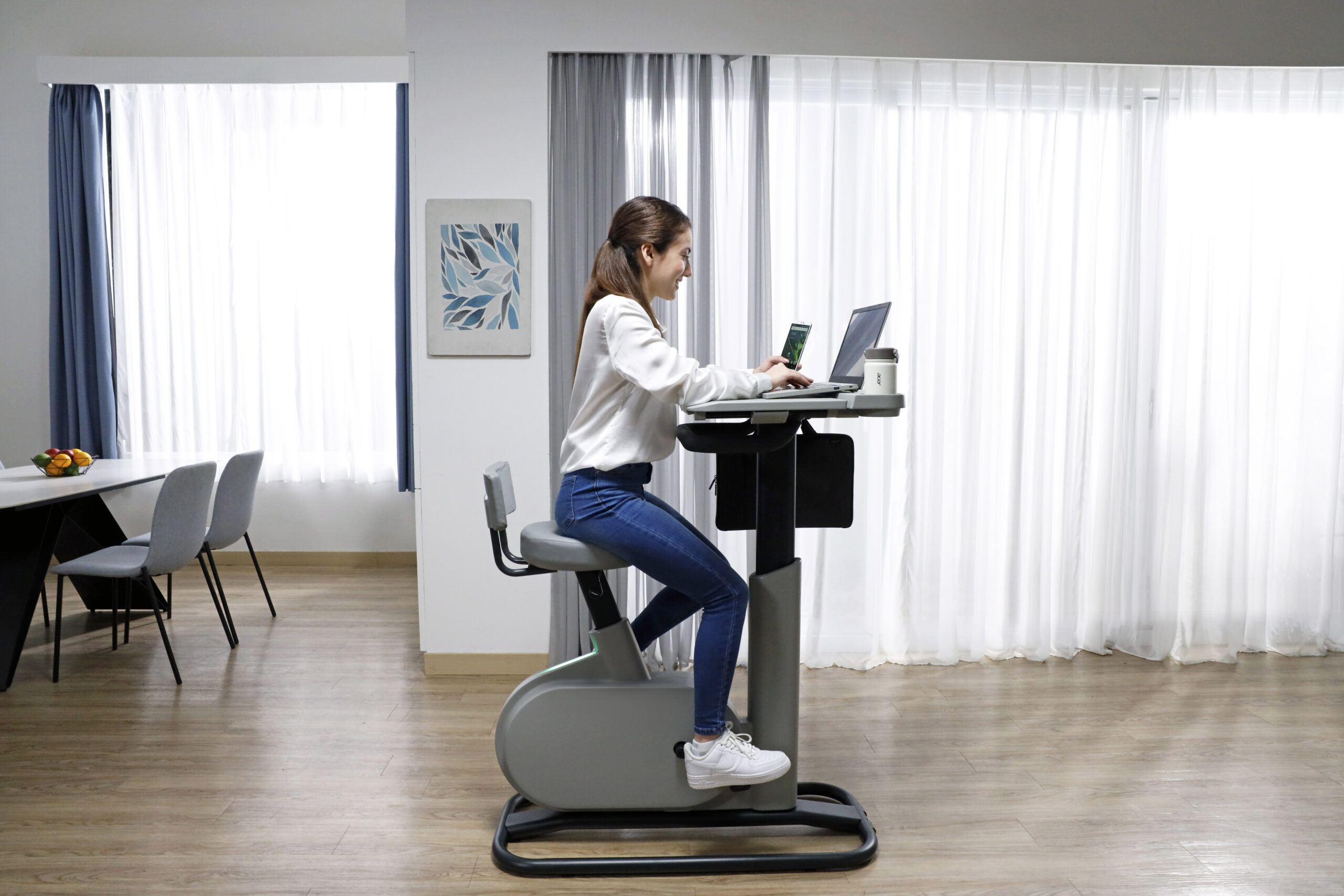 Acer a lansat un birou-bicicletă, unde poți încărca laptopul 58 eKinekt BD 3 Lifestyle 3 scaled