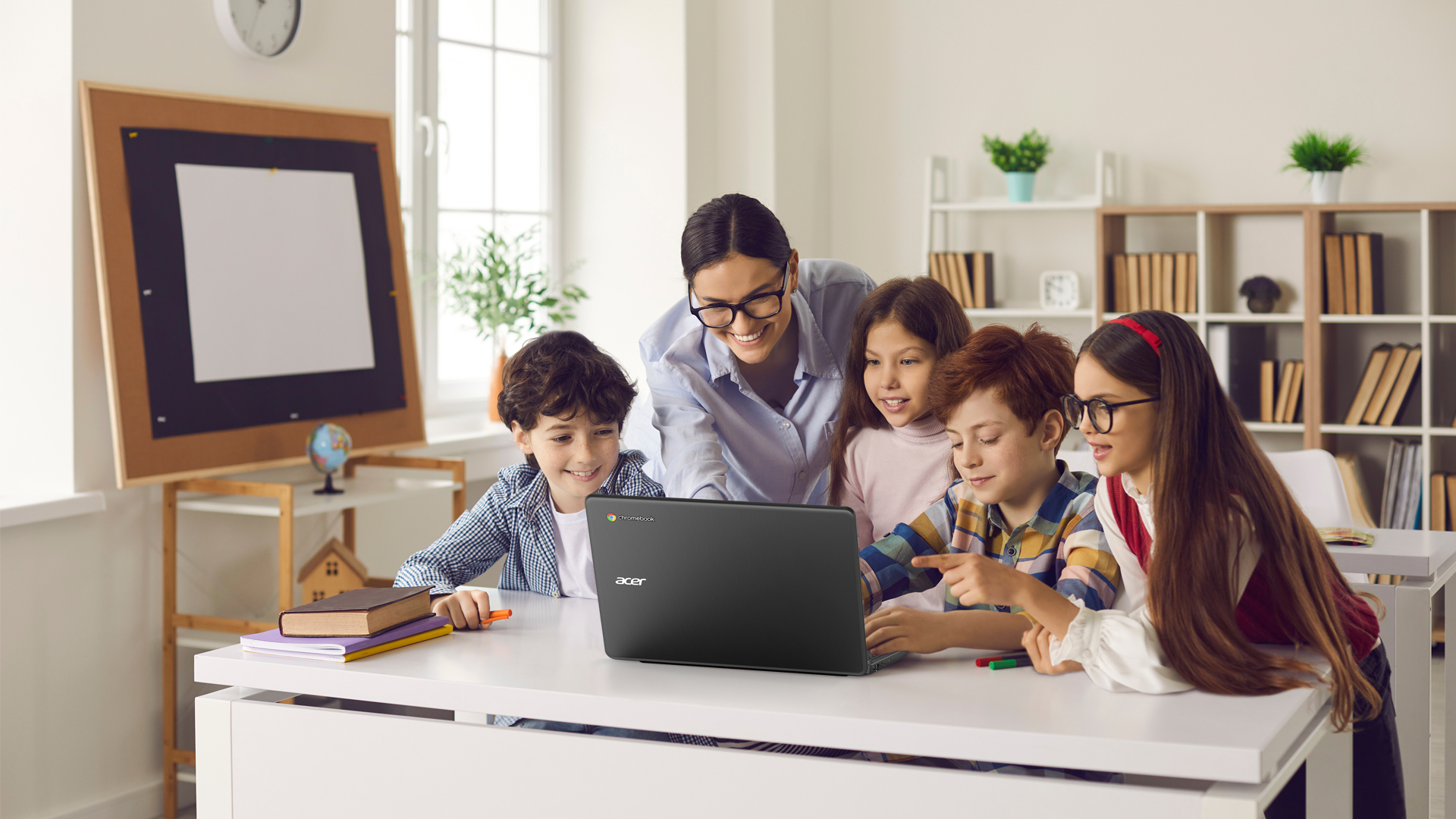 Acer lansează noul Chromebook Vero pentru segmentul educațional 51 Acer Chromebook 511 Lifestyle