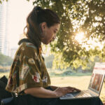 HP extinde portofoliul Pavilion Plus cu primul său laptop de 16 inch