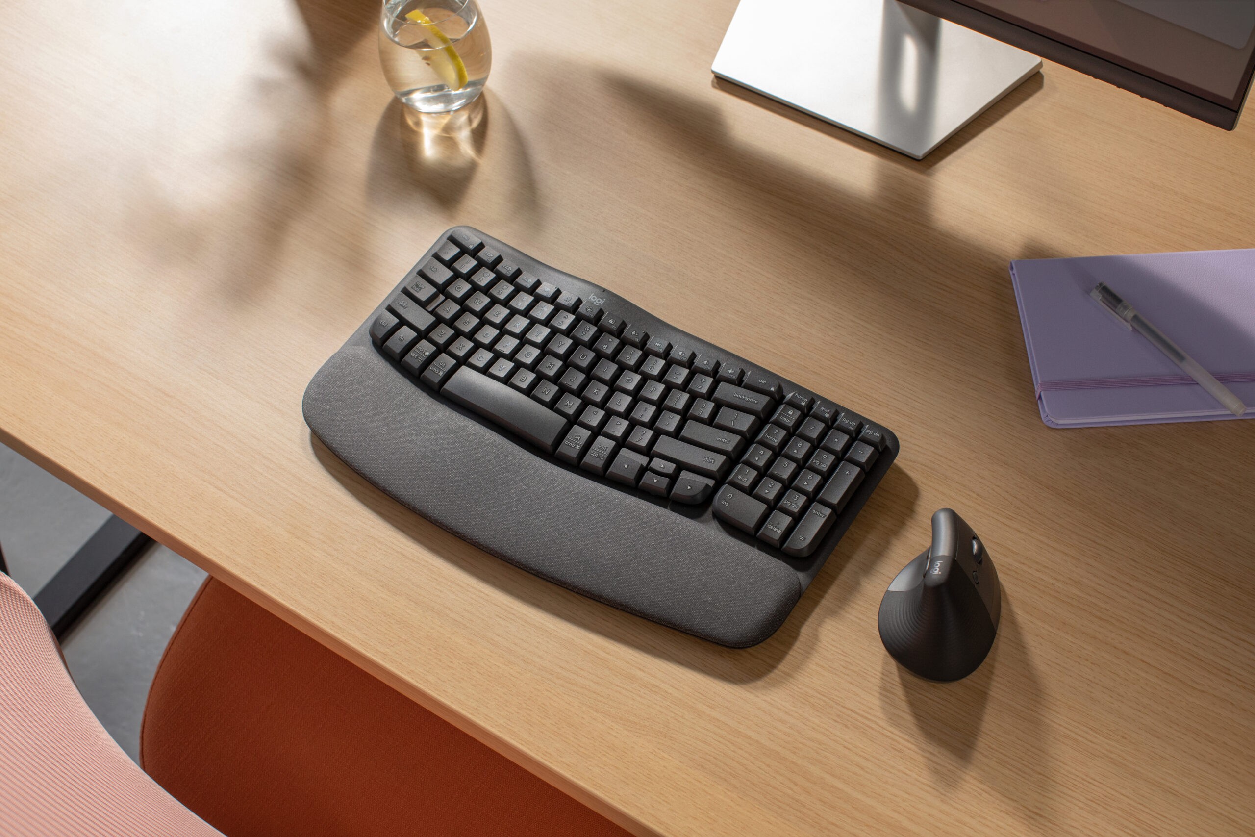 Logitech lansează tastatura Wave Keys 4 High Resolution JPG Waves LIFE Graphite 344 scaled