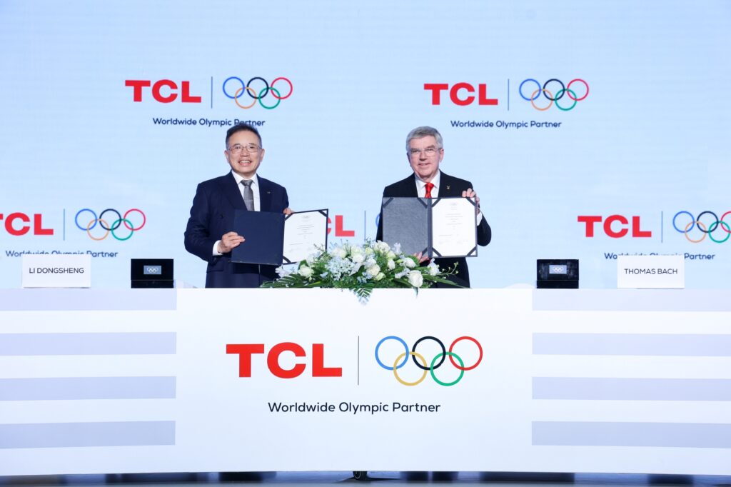 TCL devine partener al CIO până în 2032