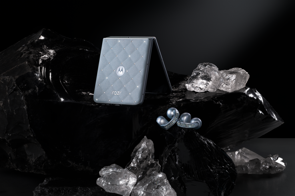 MOTOROLA RAZR SWAROVSKI TABLETOP