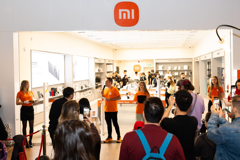 Xiaomi deschide primul magazin din București