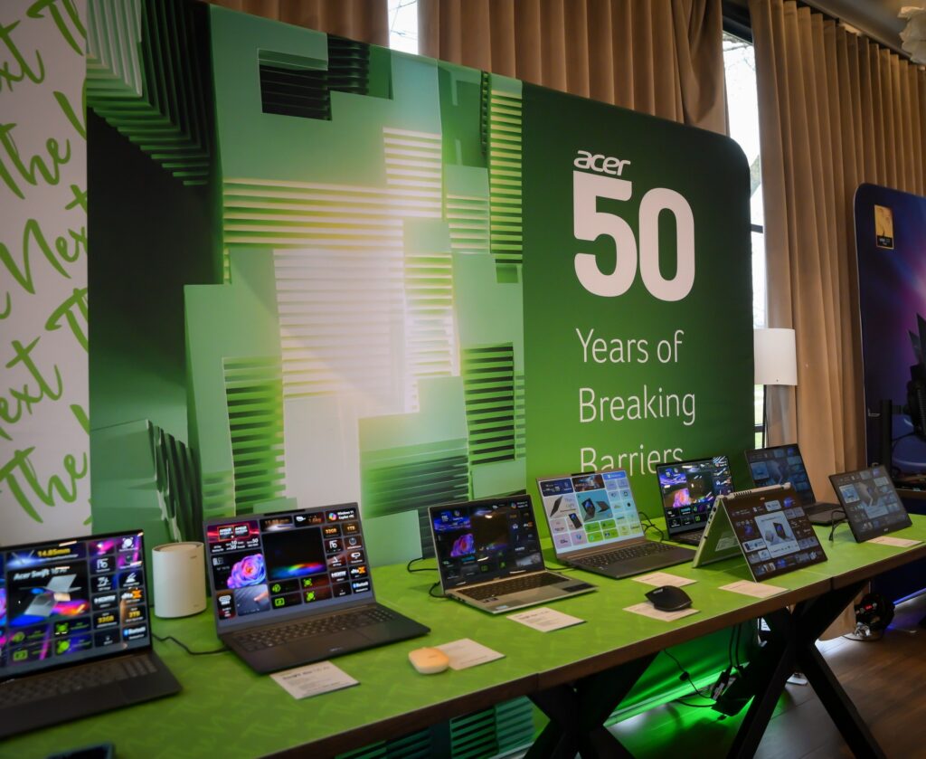 Acer sărbătorește 50 de ani în avangarda tehnologiei