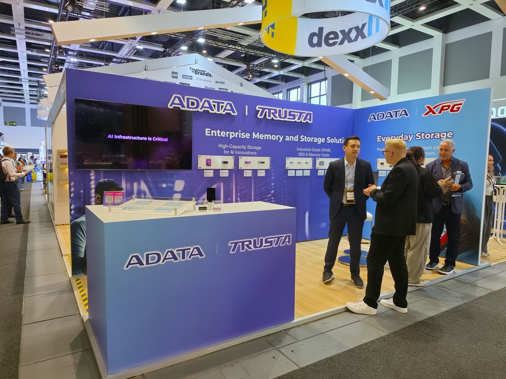 ADATA a adus la IFA 2026 soluții enterprise prezentate alături de Duttenhofer 1 ADATA a adus la IFA 2026 soluții enterprise prezentate alături de Duttenhofer